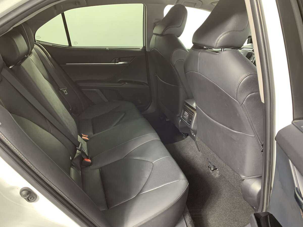 Купить Toyota Camry, 2021, 86 317 км.. Фото: #17