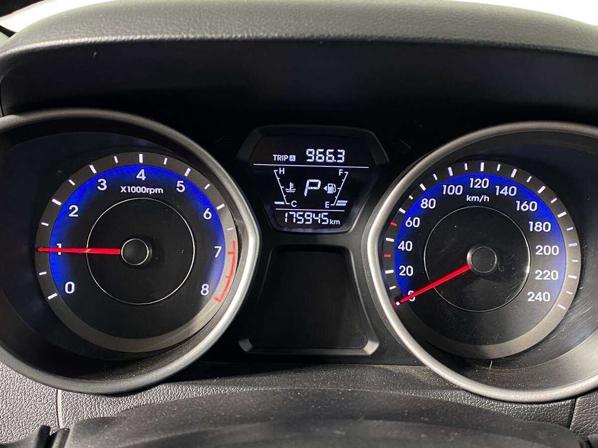 Купить Hyundai Elantra, 2015, 174 000 км.. Фото: #13