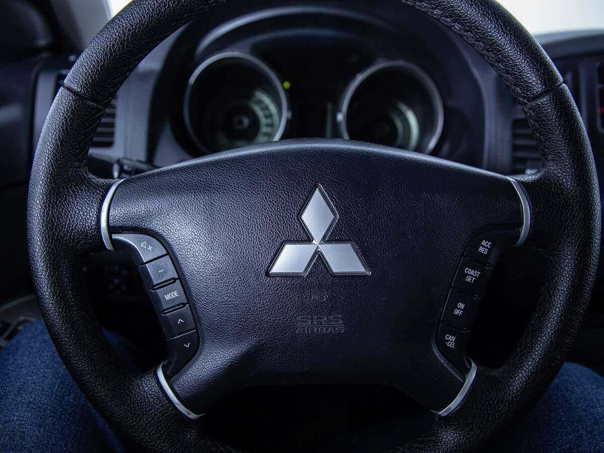 Купить Mitsubishi Pajero, 2012, 127 158 км.. Фото: #9