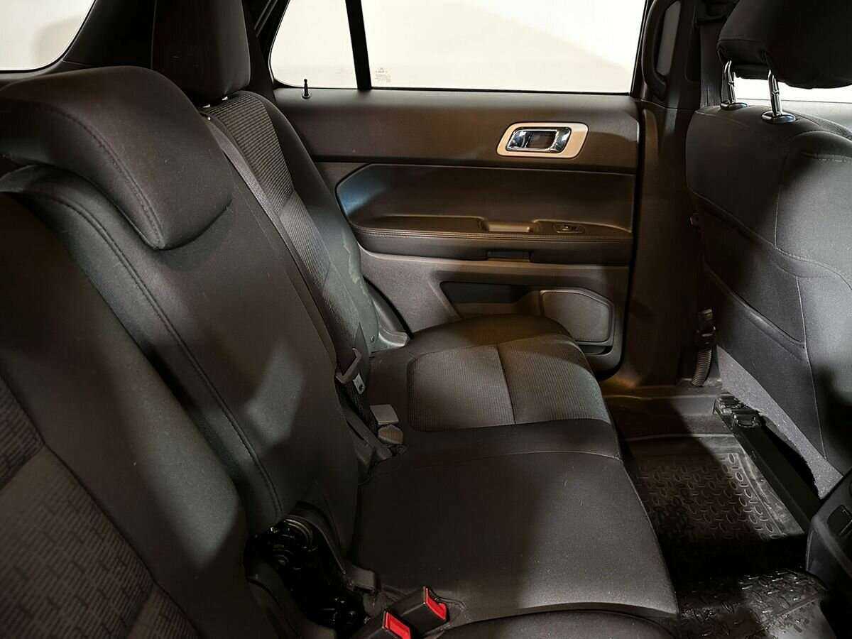 Купить Ford Explorer, 2013, 249 710 км.. Фото: #10