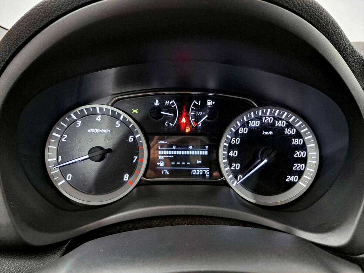 Купить Nissan Tiida, 2015, 133 980 км.. Фото: #10