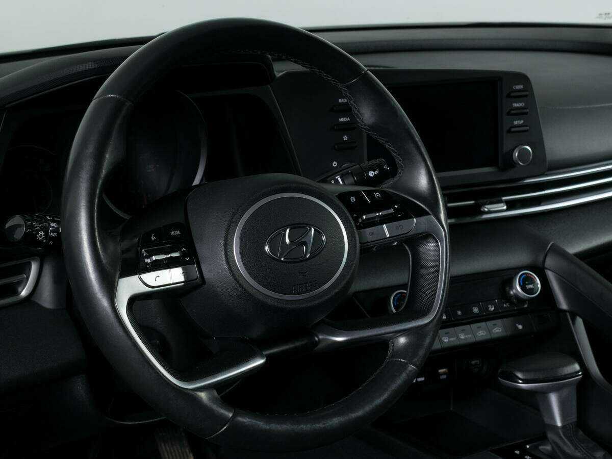Купить Hyundai Elantra, 2021, 64 500 км.. Фото: #11