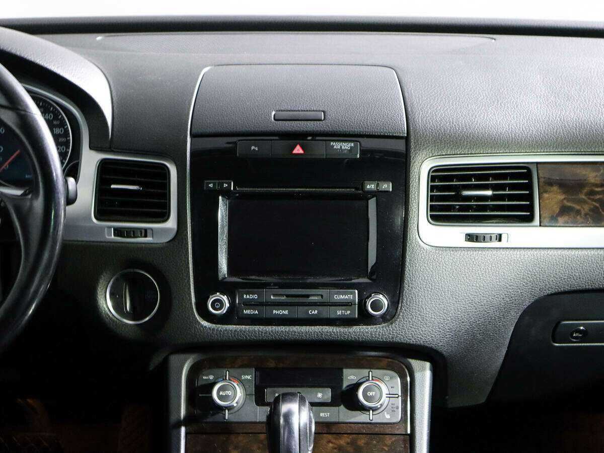Купить Volkswagen Touareg, 2012, 200 985 км.. Фото: #12