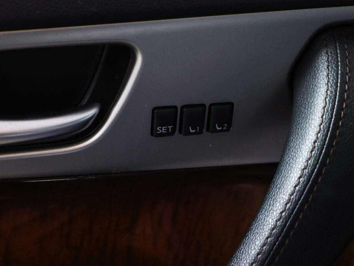 Купить Infiniti FX, 2013, 94 321 км.. Фото: #17