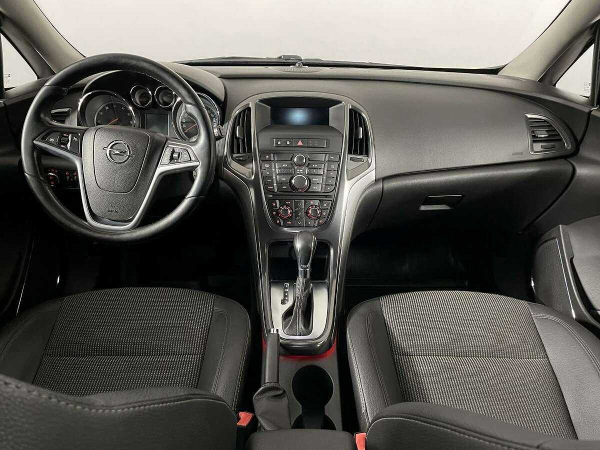Купить Opel Astra, 2012, 203 027 км.. Фото: #6