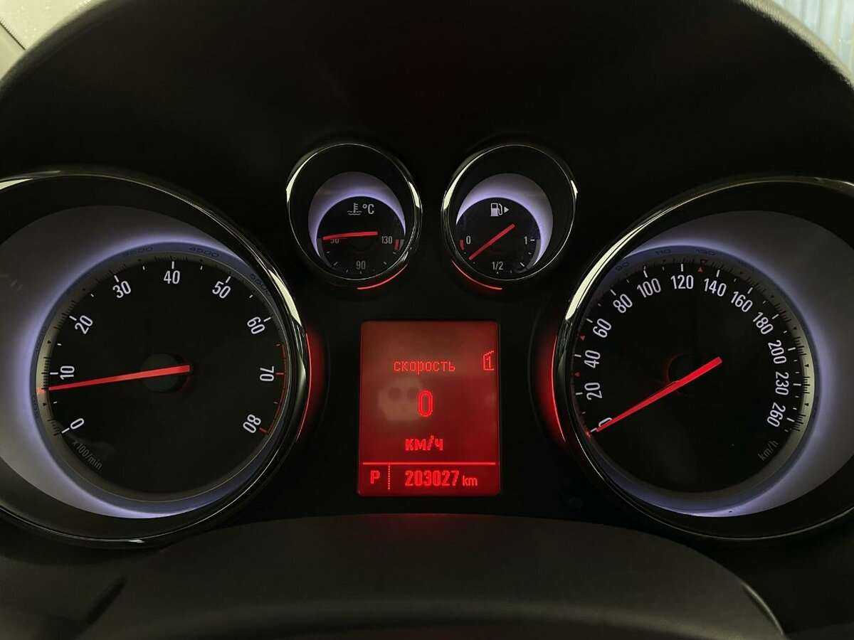 Купить Opel Astra, 2012, 203 027 км.. Фото: #10