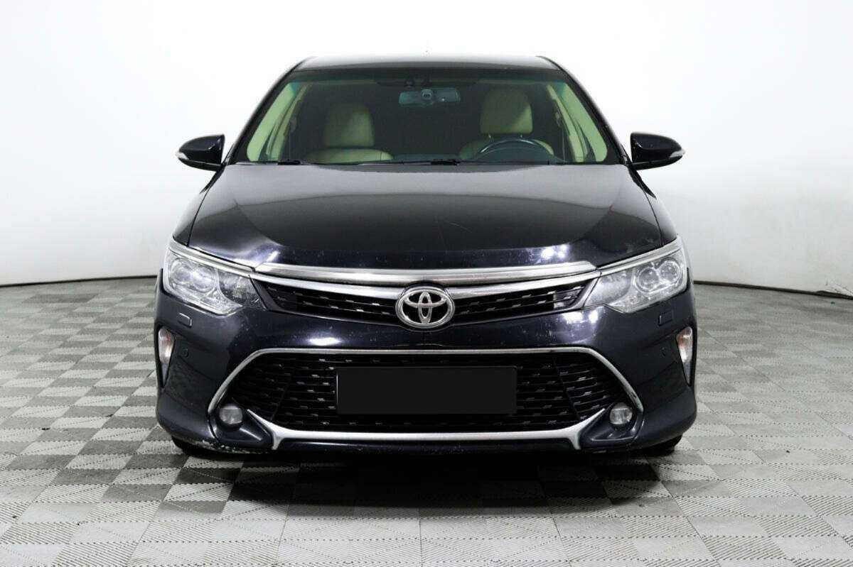 Купить Toyota Camry, 2017, 129 383 км.. Фото: #1