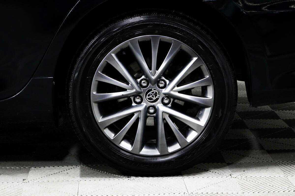 Купить Toyota Camry, 2017, 129 383 км.. Фото: #13