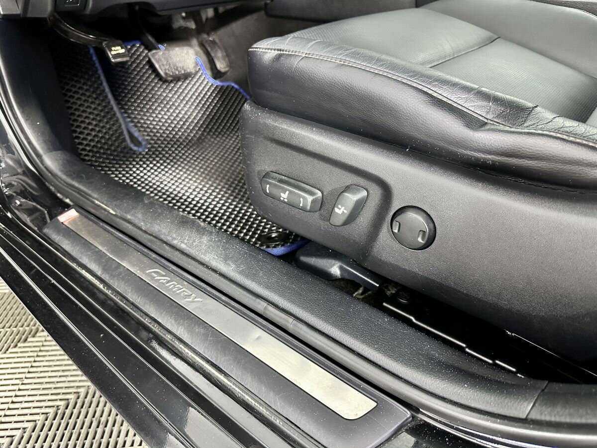 Купить Toyota Camry, 2016, 232 610 км.. Фото: #15