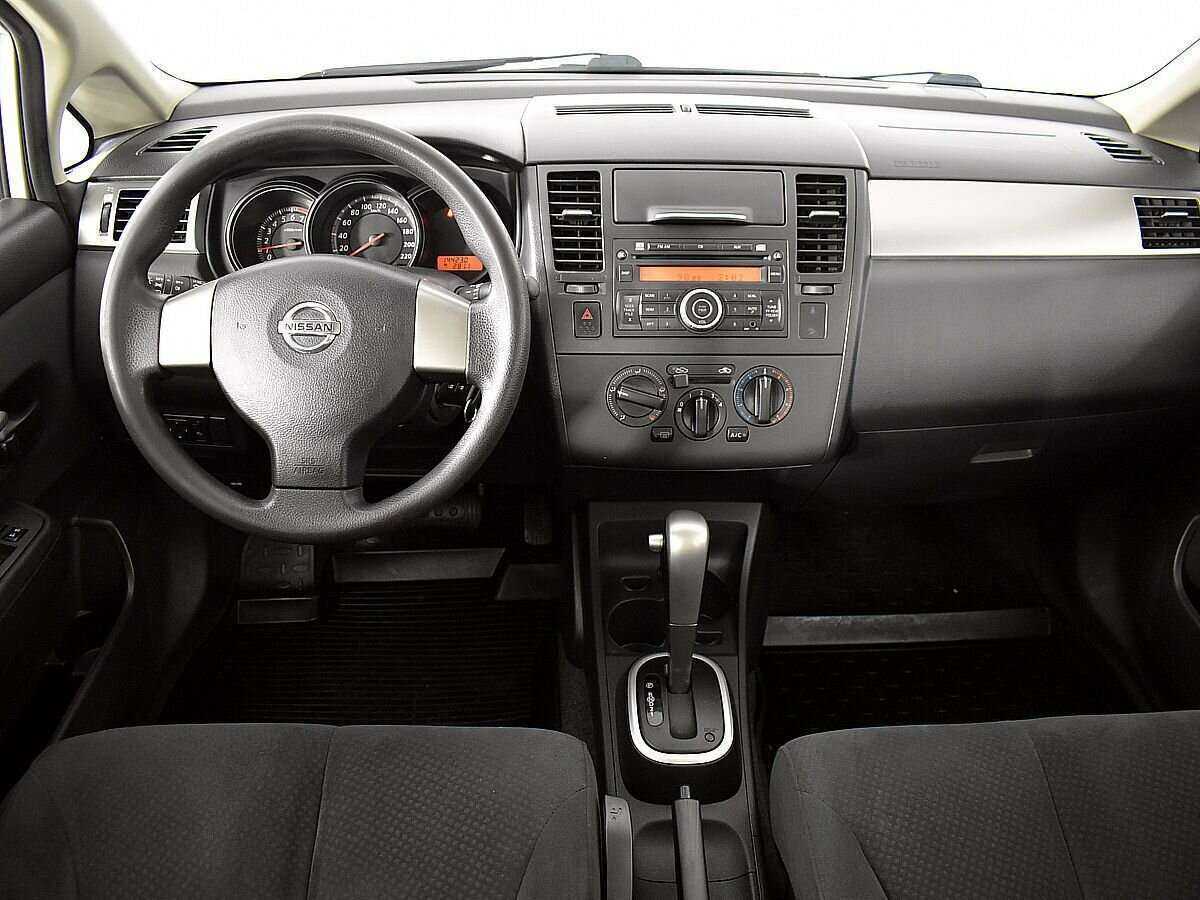 Купить Nissan Tiida, 2013, 144 225 км.. Фото: #9