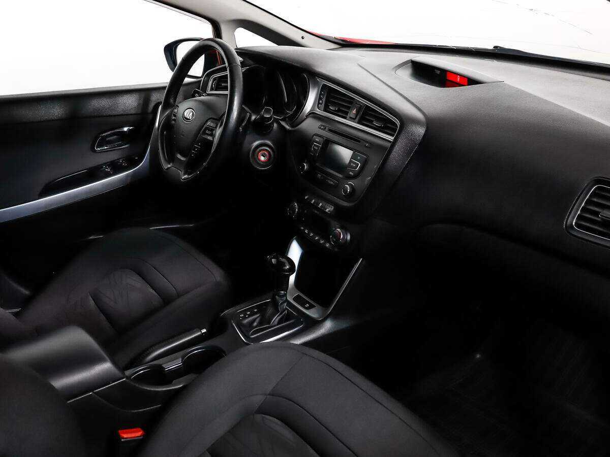 Купить Kia Ceed, 2017, 89 000 км.. Фото: #10