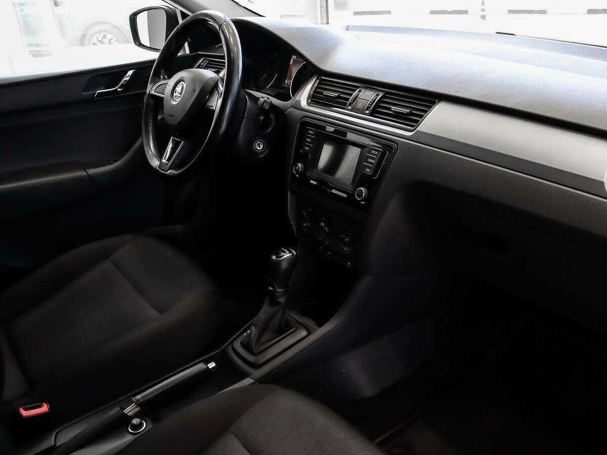 Купить Skoda Rapid, 2016, 63 428 км.. Фото: #9