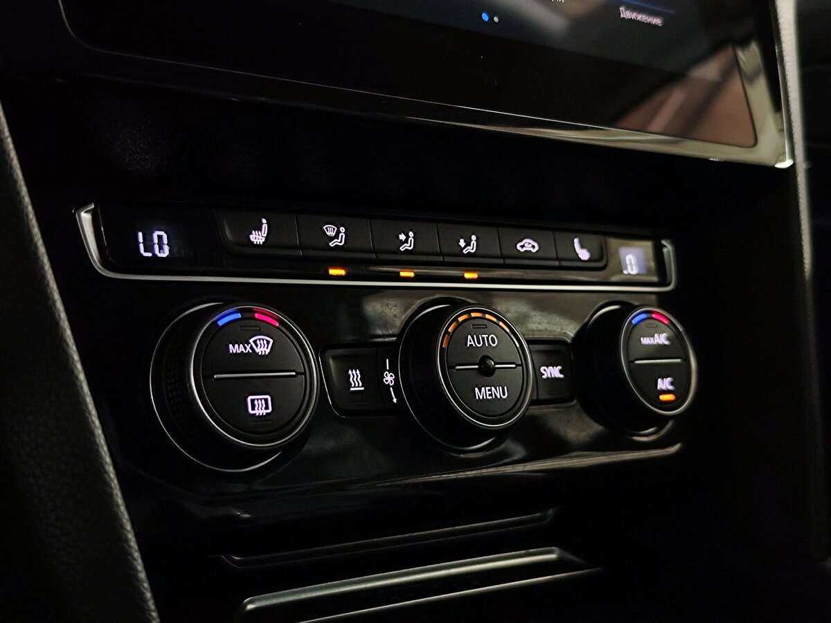 Купить Volkswagen Passat, 2019, 153 200 км.. Фото: #18