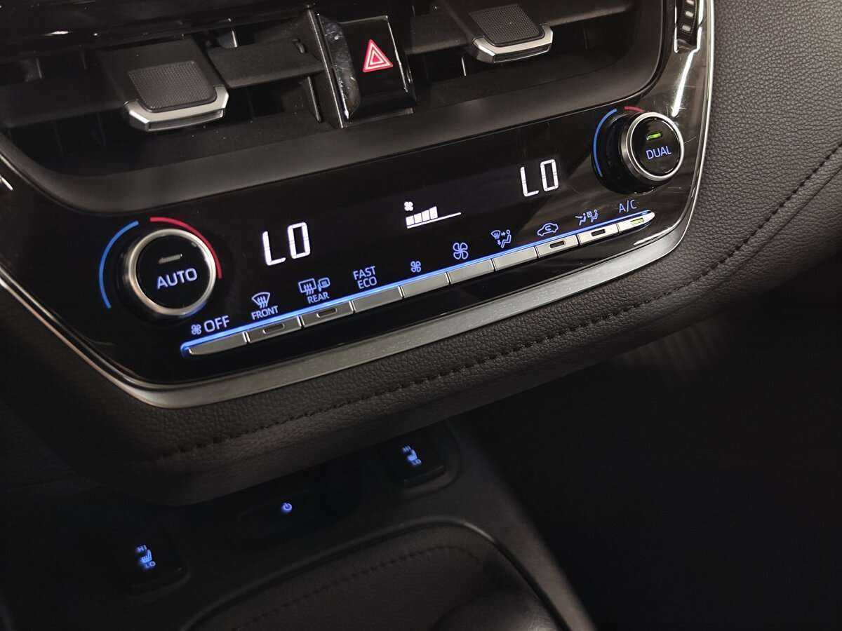 Купить Toyota Corolla, 2019, 76 100 км.. Фото: #14