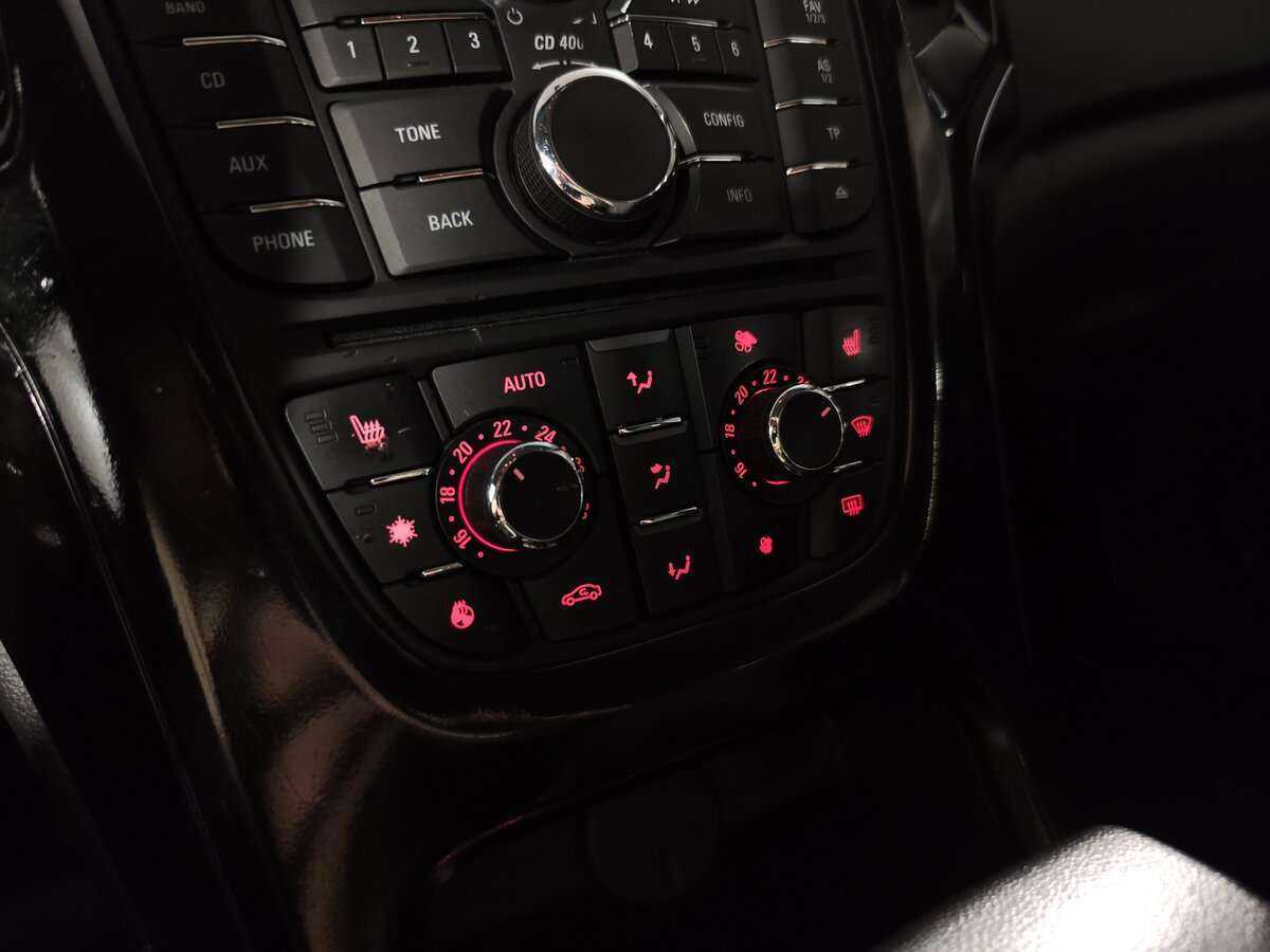 Купить Opel Astra, 2012, 220 000 км.. Фото: #14