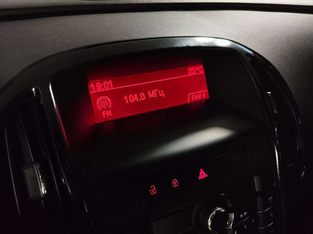 Купить Opel Astra, 2012, 220 000 км.. Фото: #16