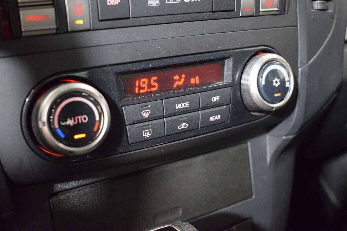 Купить Mitsubishi Pajero, 2014, 177 000 км.. Фото: #18