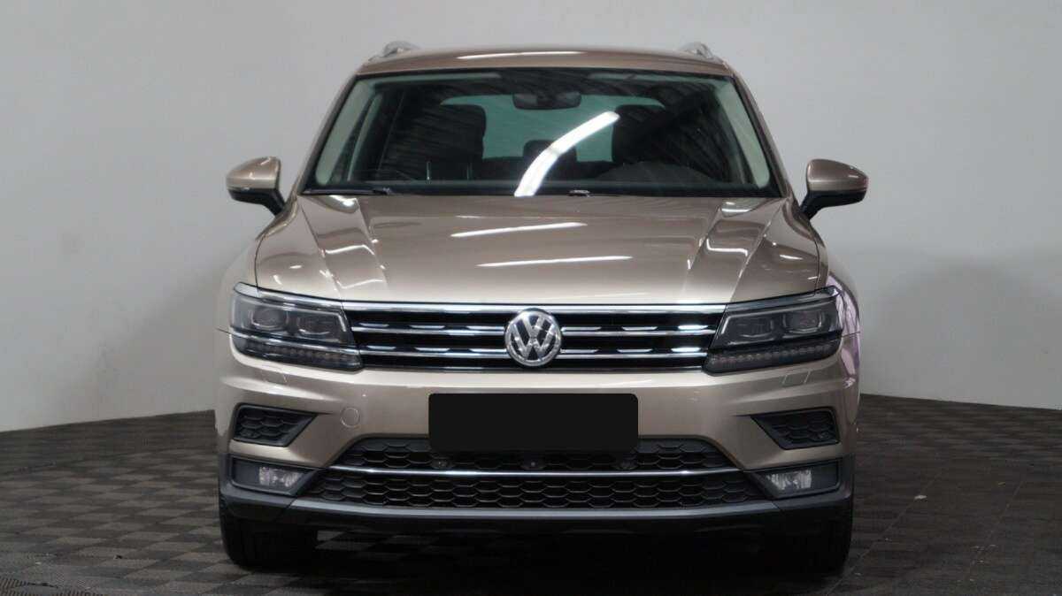 Купить Volkswagen Tiguan, 2018, 176 587 км.. Фото: #1