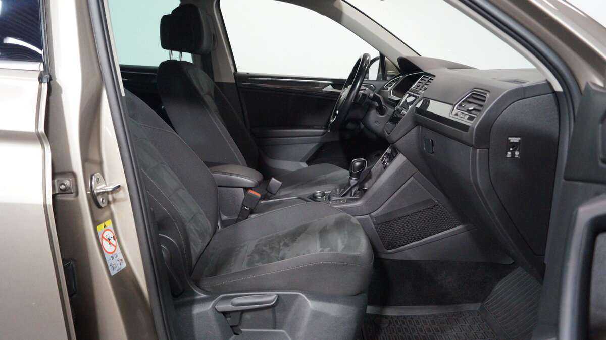 Купить Volkswagen Tiguan, 2018, 176 587 км.. Фото: #11