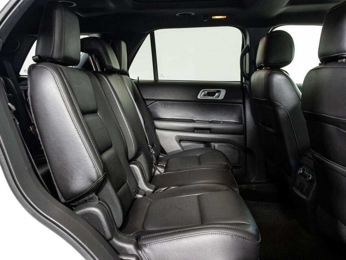 Купить Ford Explorer, 2014, 160 449 км.. Фото: #18