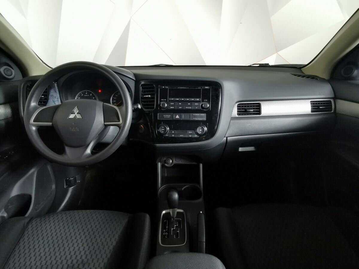 Купить Mitsubishi Outlander, 2014, 168 733 км.. Фото: #9