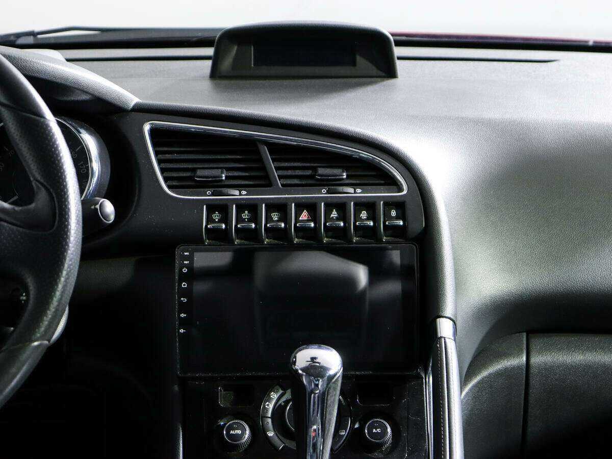 Купить Peugeot 3008, 2012, 102 927 км.. Фото: #10