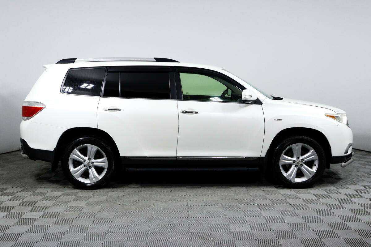 Купить Toyota Highlander, 2012, 175 338 км.. Фото: #3