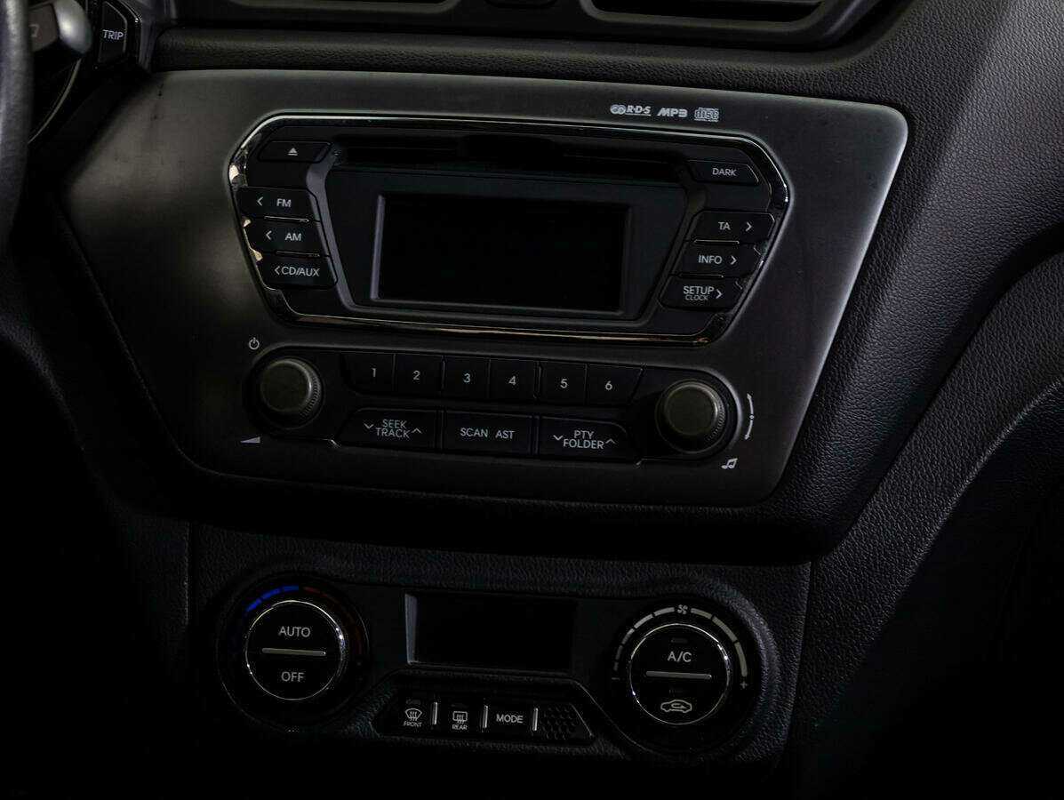 Купить Kia Rio, 2012, 86 940 км.. Фото: #13