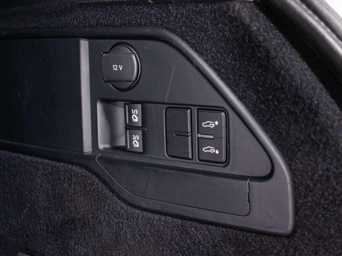 Купить Volkswagen Touareg, 2012, 236 145 км.. Фото: #15