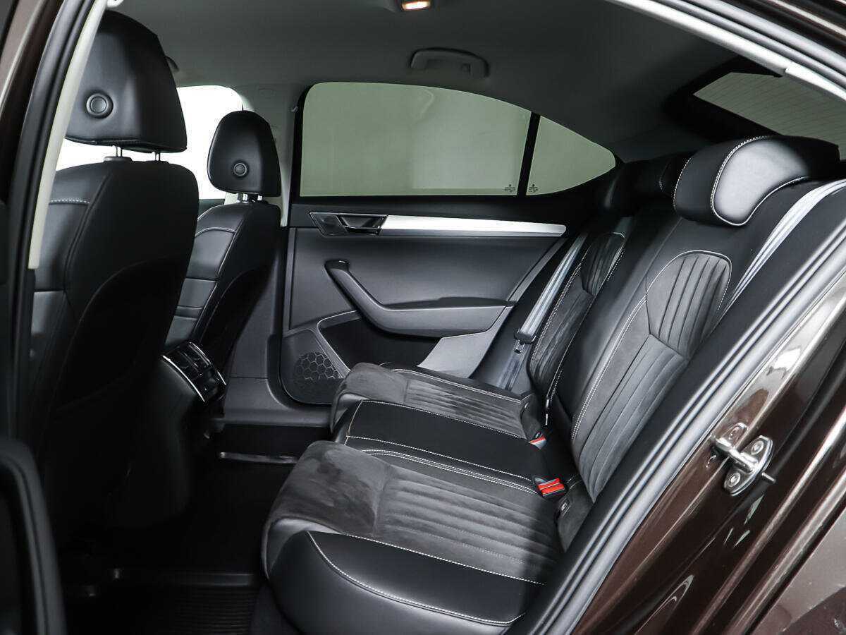 Купить Skoda Superb, 2021, 71 741 км.. Фото: #9