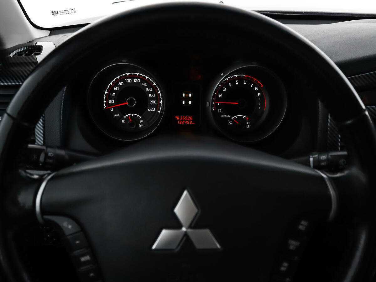 Купить Mitsubishi Pajero, 2013, 132 452 км.. Фото: #16