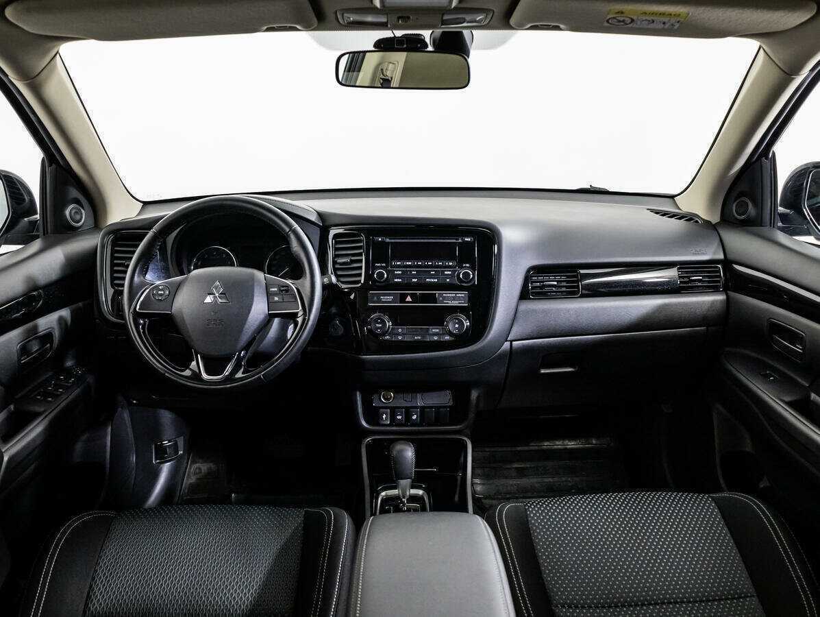 Купить Mitsubishi Outlander, 2019, 32 250 км.. Фото: #10