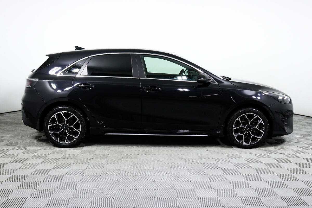 Купить Kia Ceed, 2021, 12 370 км.. Фото: #3