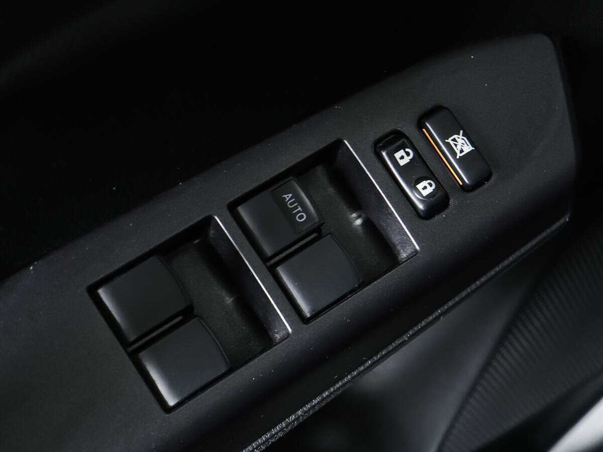 Купить Toyota RAV4, 2016, 101 402 км.. Фото: #15