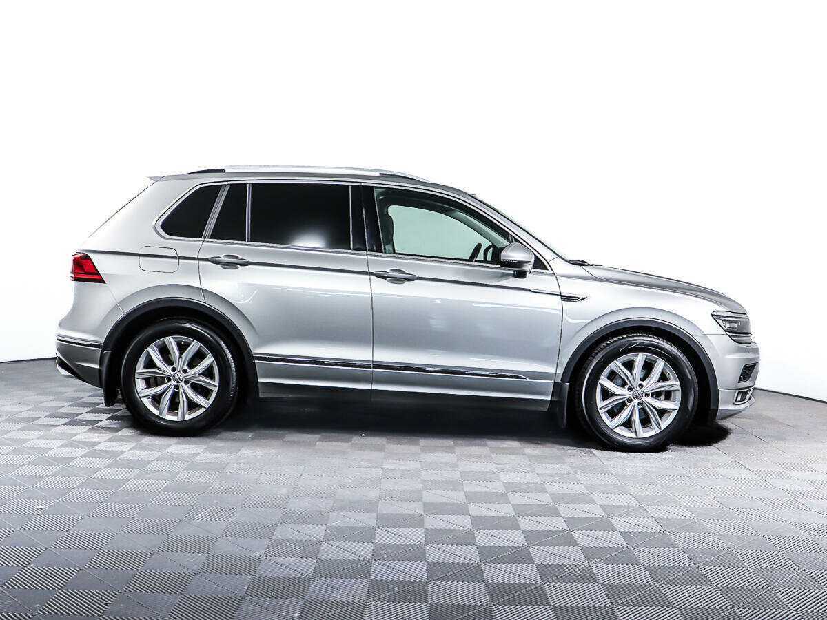 Купить Volkswagen Tiguan, 2017, 59 538 км.. Фото: #3