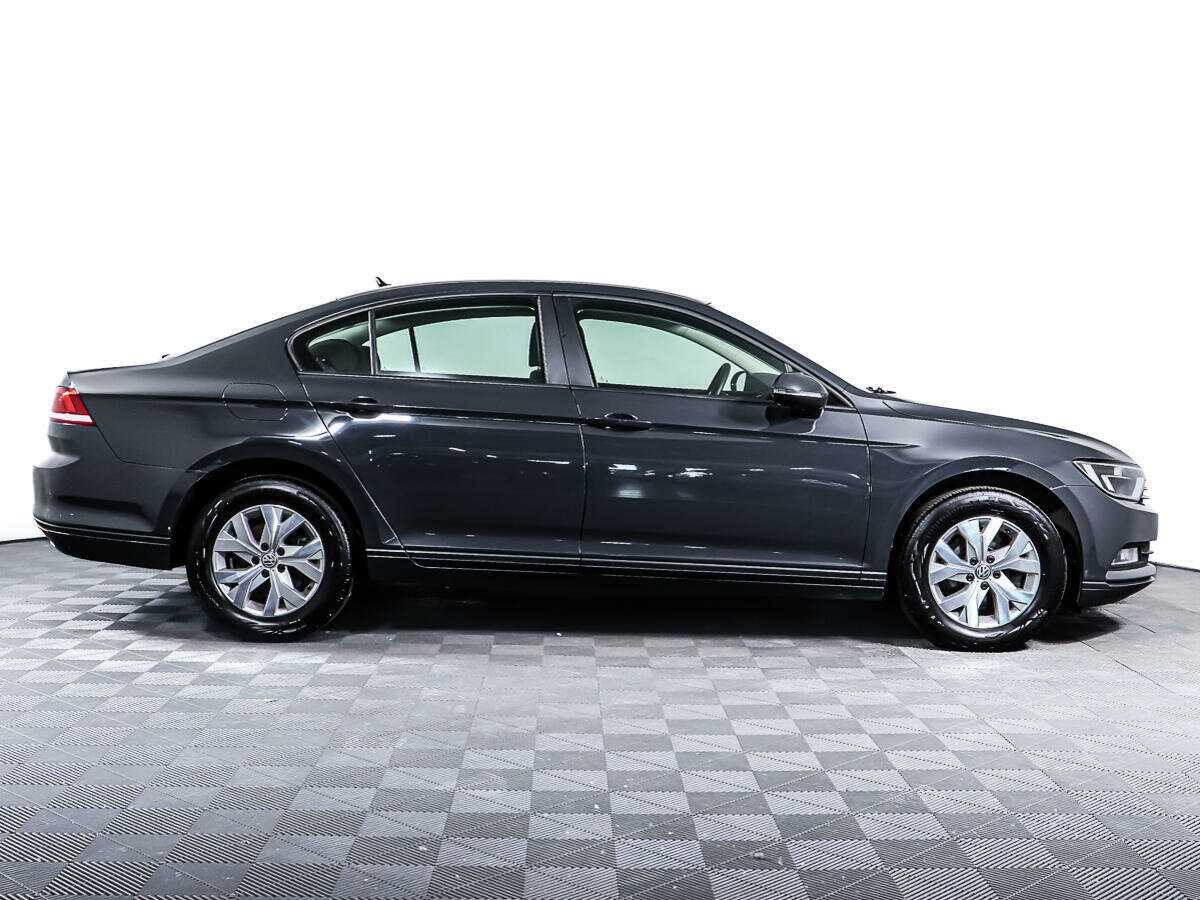 Купить Volkswagen Passat, 2017, 113 460 км.. Фото: #3