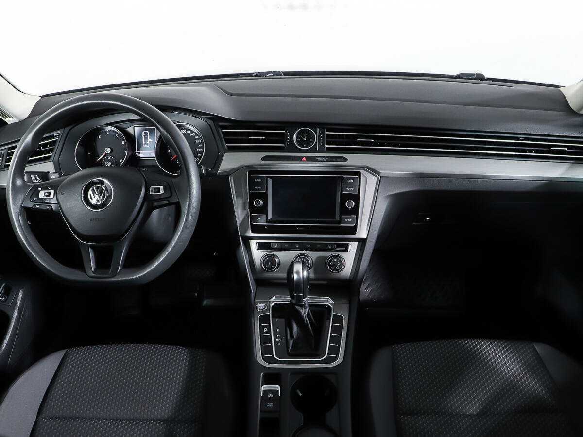 Купить Volkswagen Passat, 2017, 113 460 км.. Фото: #11