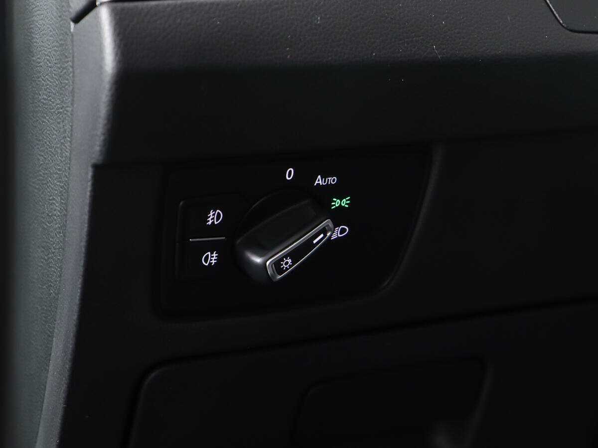 Купить Volkswagen Passat, 2017, 113 460 км.. Фото: #17