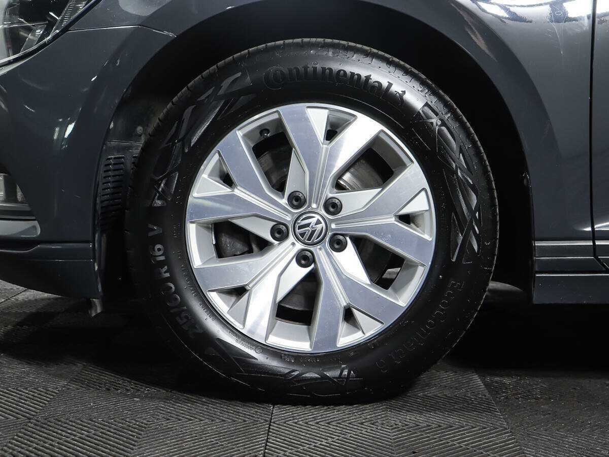 Купить Volkswagen Passat, 2017, 113 460 км.. Фото: #19