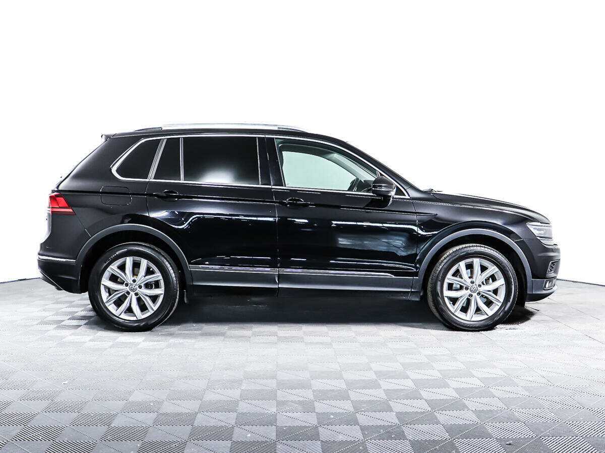 Купить Volkswagen Tiguan, 2018, 116 637 км.. Фото: #3
