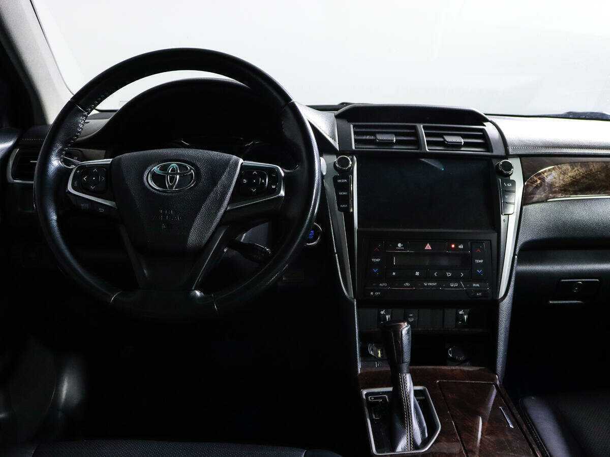 Купить Toyota Camry, 2018, 211 796 км.. Фото: #9