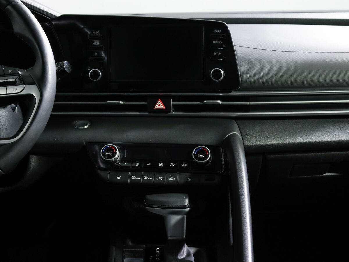 Купить Hyundai Elantra, 2022, 26 575 км.. Фото: #12