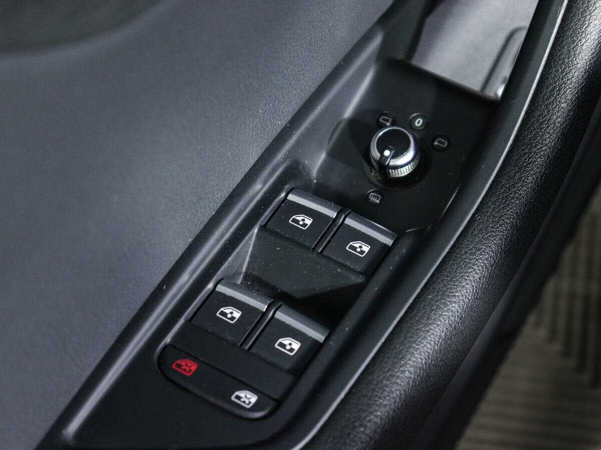 Купить Audi A4, 2017, 148 448 км.. Фото: #13