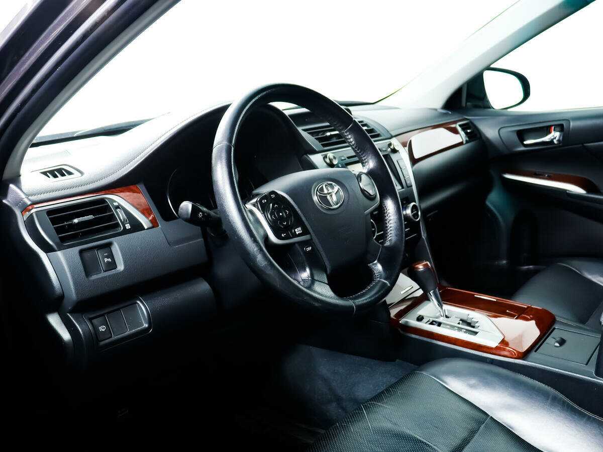 Купить Toyota Camry, 2012, 188 714 км.. Фото: #10