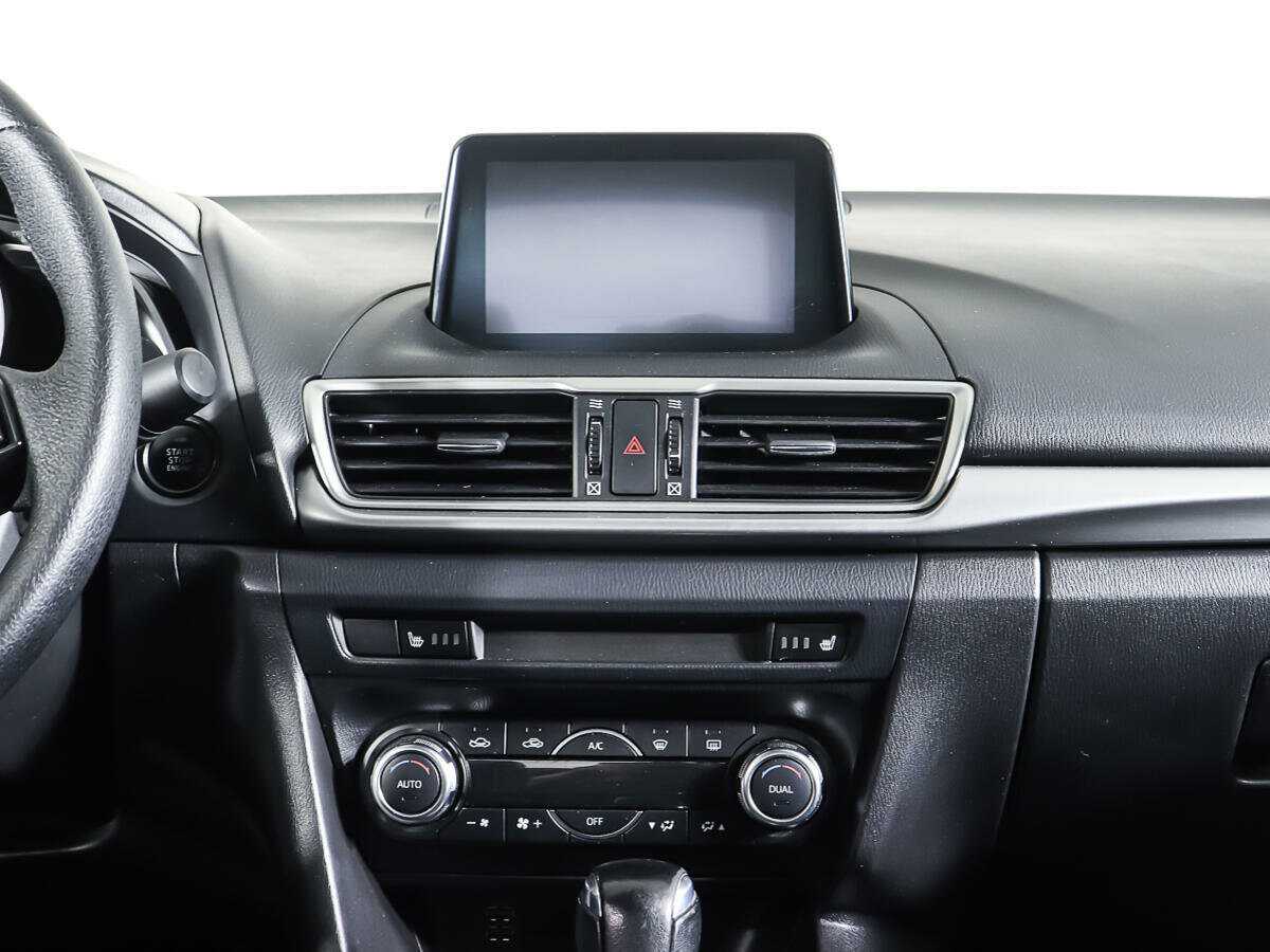 Купить Mazda 3, 2017, 120 610 км.. Фото: #11