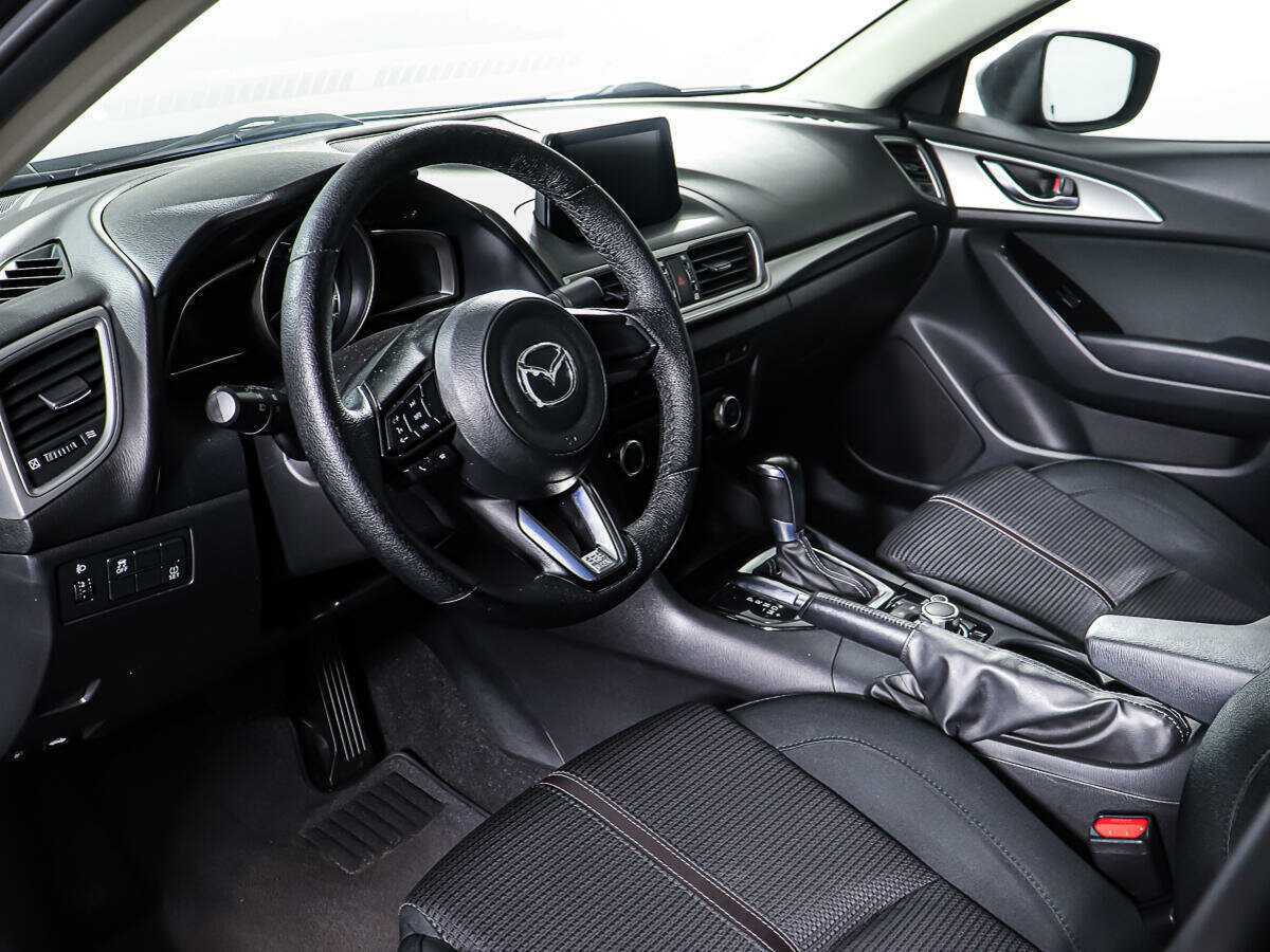 Купить Mazda 3, 2017, 120 610 км.. Фото: #12