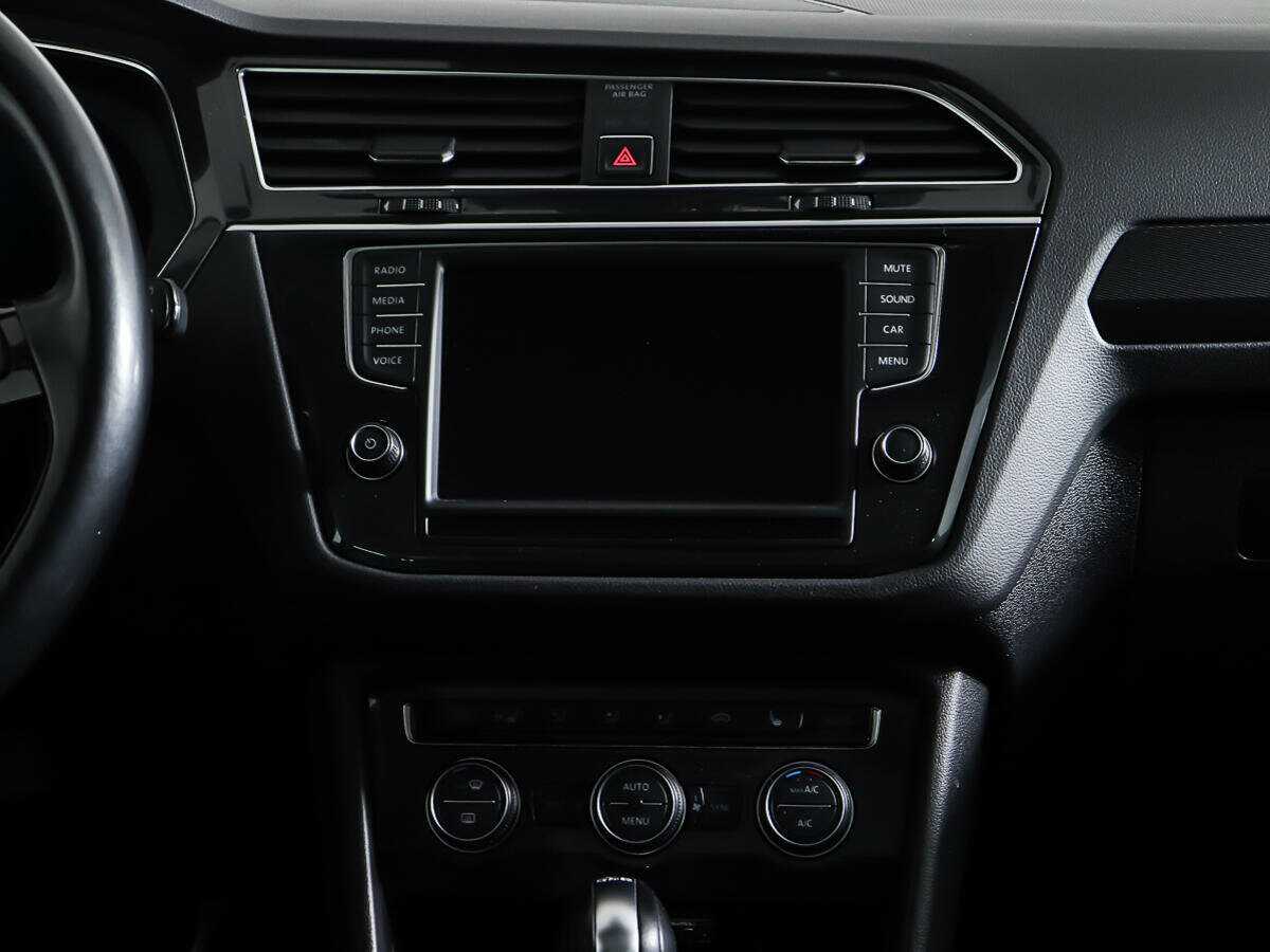 Купить Volkswagen Tiguan, 2017, 128 366 км.. Фото: #13