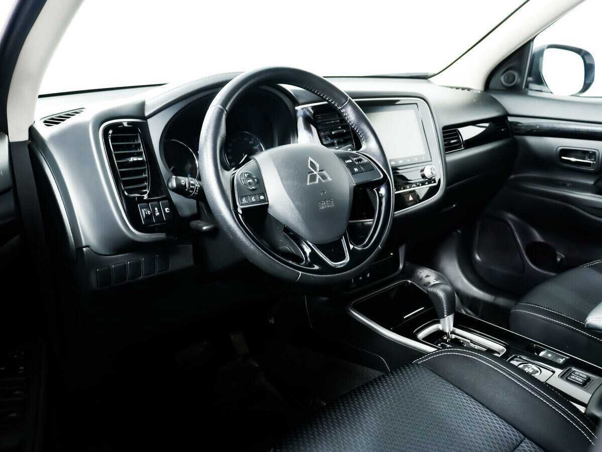 Купить Mitsubishi Outlander, 2020, 64 016 км.. Фото: #10