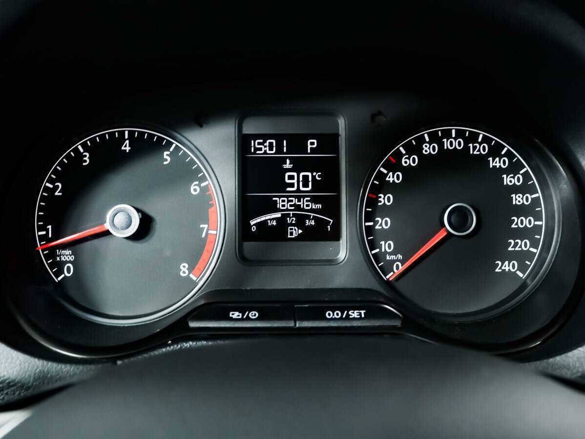 Купить Volkswagen Polo, 2015, 78 240 км.. Фото: #9