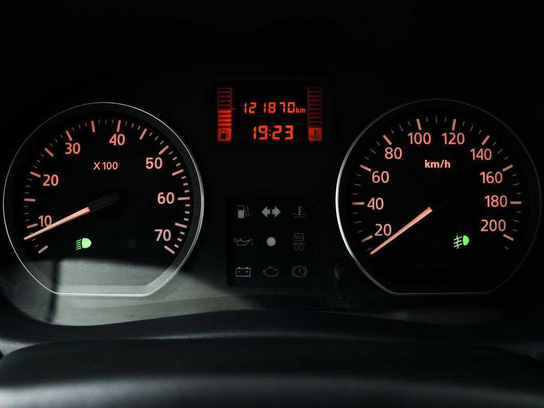 Купить Renault Sandero, 2012, 121 869 км.. Фото: #9